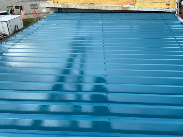 和歌山県下津町G様邸#2 折版金属屋根のシリコン塗装